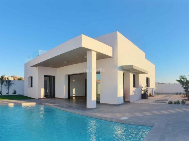 Chalet en venta en Rafal. Independiente en Rafal. Chalets.