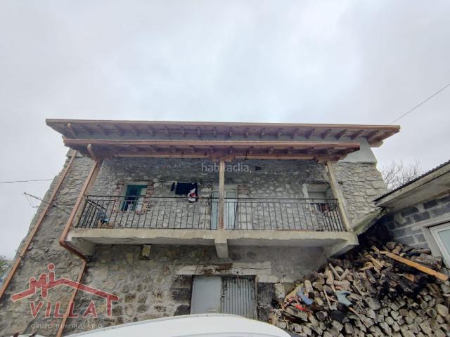 Chalet en venta en Ramales de la Victoria. Chalet en venta en Gibaja, 6 dormitorios. Chalets Ramales de la.