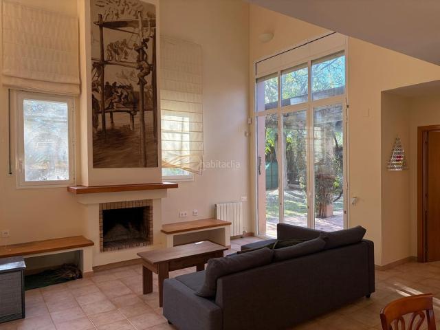 Chalet en venta en Reus, Migjorn. CHALET EN REUS URBANIZACION LAS PALMERAS. Chalets.