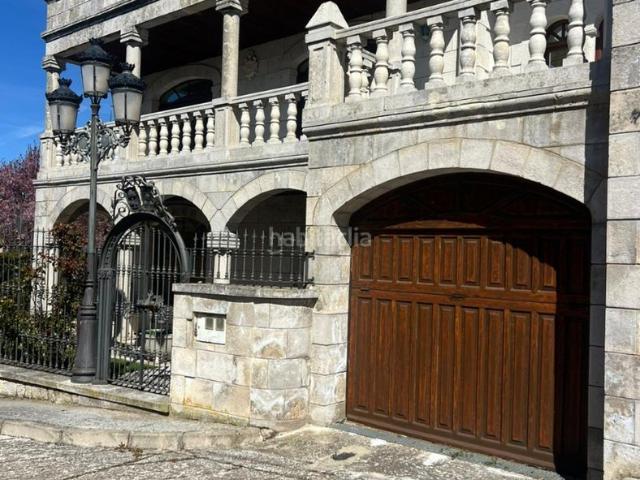 Chalet en venta en Revillarruz. Chalets.