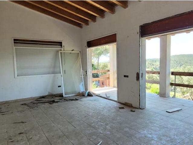 Chalet en venta en Riudarenes. 3 CASAS OBRA PARADA EN RIUDARENES. Chalets.
