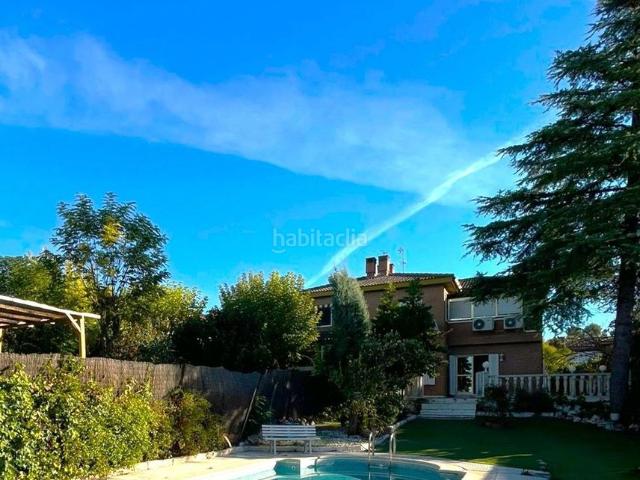 Chalet en venta en Rivas Vaciamadrid, Urbanizaciones. MARAVILLOSO CHALET INDEPENDIENTE DE 3 PLANTAS EN RIVAS. Chalets Rivas.