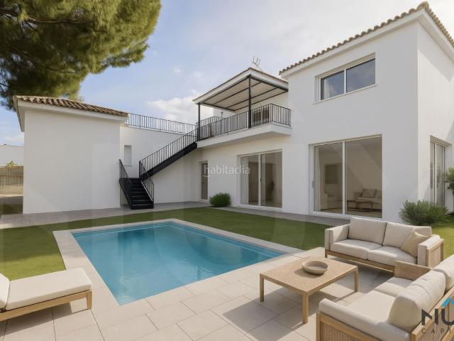 Chalet en venta en Riba roja de Túria. NUX CAPITAL presenta: Exclusivo Chalet Independiente en pleno núcleo urbano de Riba roja de Túria. Chalets Riba roja de.