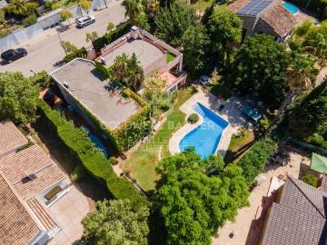 Chalet en venta en Riba roja de Túria, Valencia
