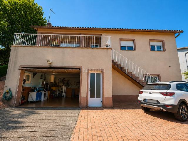 Chalet en venta en Riells i Viabrea. Casa en venta en Riells i Viabrea Urbanización Can Salvà. Chalets Riells i.