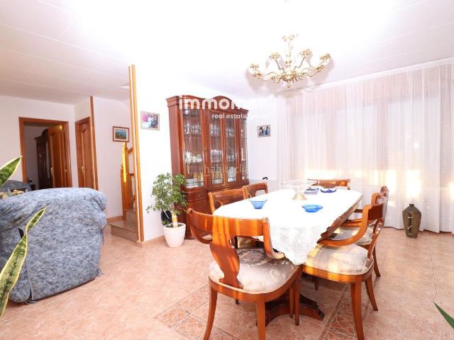 Chalet en venta en Riells i Viabrea. en Riells i Viabrea. Chalets Riells i.