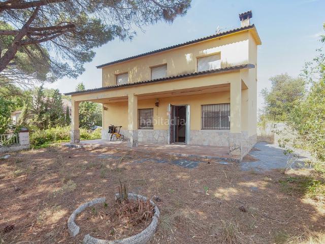 Chalet en venta en Riells i Viabrea. Solvia Inmobiliaria Chalet independiente Riells i Viabrea. Chalets Riells i.