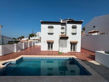 Chalet en venta en Rincón de la Victoria, Málaga Costa del Sol