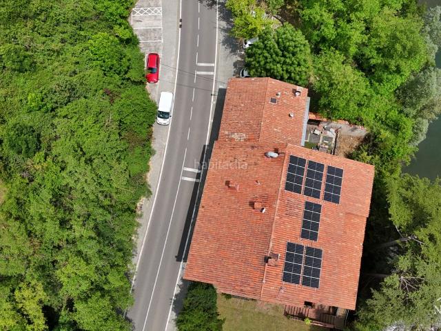 Chalet en venta en Ripoll Pirineos. Chalets.