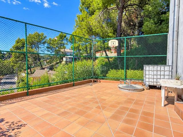 Chalet en venta en Rubí, Castellnou Can Mir Can Solà. 2 CASAS EN UNA PARCELA IDEAL PARA 2 FAMILIAS. Chalets.