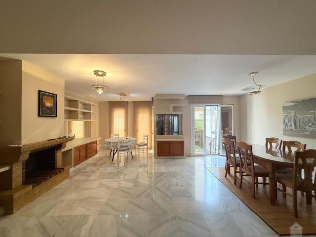 Chalet en venta en Tomares, Aljamar. TomaresChalet. Chalets.