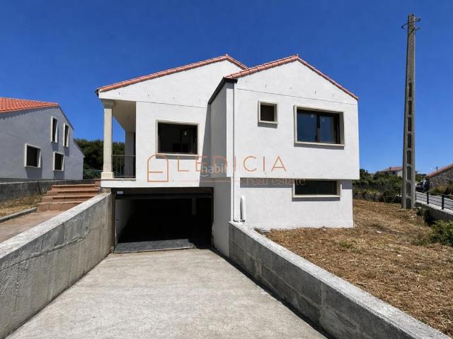 Chalet en venta en Tomiño. Chalets.