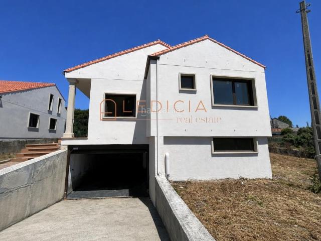 Chalet en venta en Tomiño. Chalets.