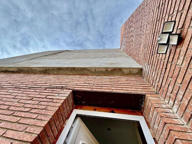Chalet en venta en calle Blanes, Tordera, de 316 m² 5 habitaciones por 279.000