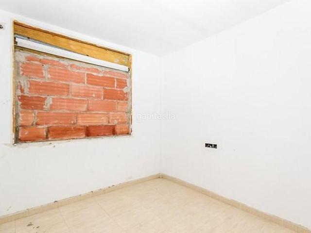 Chalet en venta en Tordera, Mas Mora Sant Daniel. Promoción obra parada de 3 chalets en venta. Chalets.