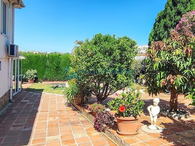 Chalet en venta en Torrox, Málaga Costa del Sol