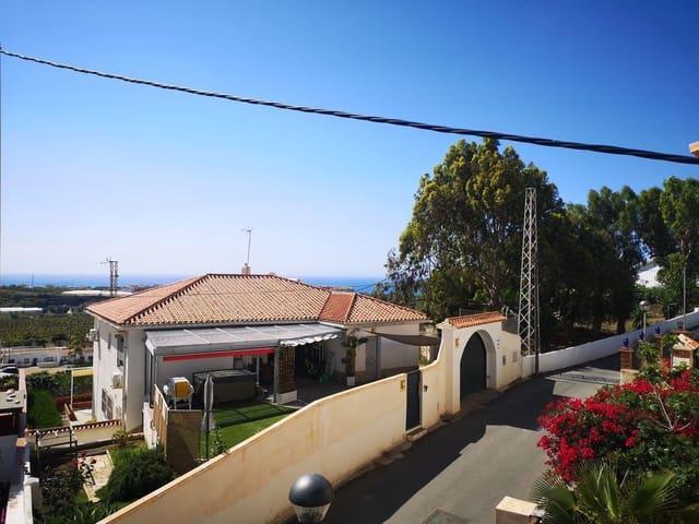 Chalet en venta en Torrox, Málaga Costa del Sol