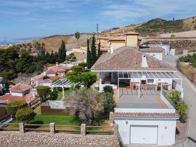 Chalet en venta en Torrox Costa, Málaga Costa del Sol