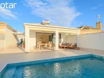 Chalet en venta en Torrevieja, Alicante Costa Blanca