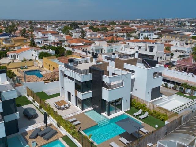 Chalet en venta en El Limonar, Alicante Costa Blanca