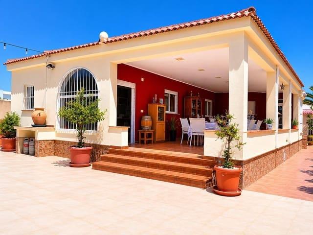 Chalet en venta en Torrevieja, Alicante Costa Blanca