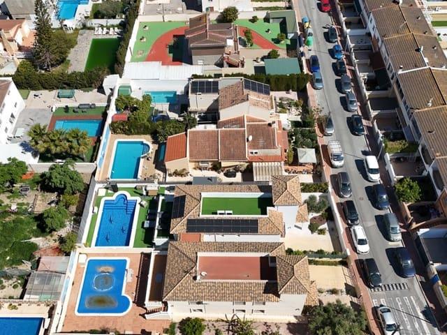 Chalet en venta en Torrevieja, Alicante Costa Blanca