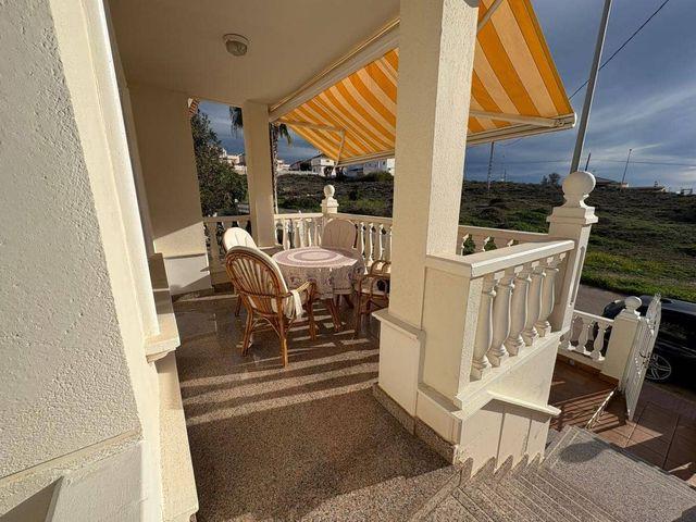 Chalet en venta en Torrevieja, Alicante Costa Blanca