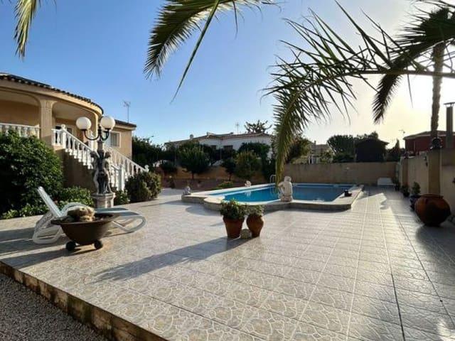 Chalet en venta en Torrevieja, Alicante Costa Blanca