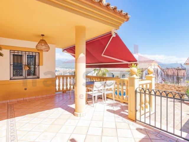 Chalet en venta en Torre del Mar, Málaga Costa del Sol