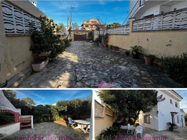 Chalet en venta en Torredembarra, Els Munts Costa Dorada. Casa unifamiliar a pocos pasos de la playa en Torredembarra. Chalets.