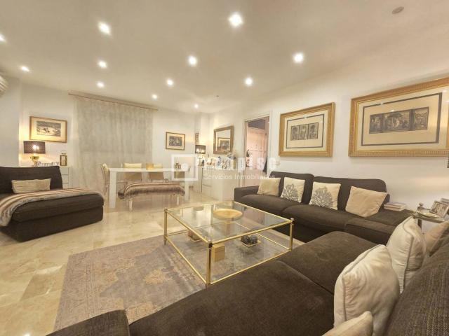 Chalet en venta en Torrejón de Ardoz, Cañada Mancha Amarilla. CHALET DE ESQUINA. Chalets Torrejón de.
