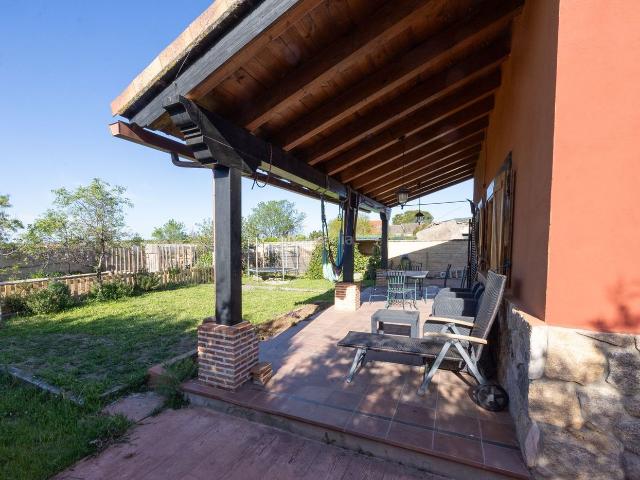 Chalet en venta en Torremocha de Jarama. Chalets Torremocha de.
