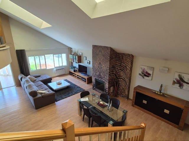 Chalet en venta en Torrent, Valencia