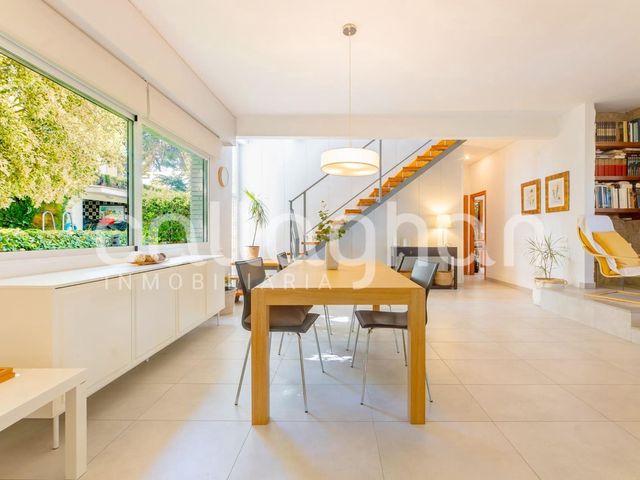 Chalet en venta en Torrent, Valencia