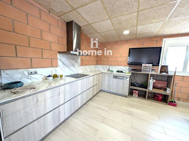 Chalet en venta en Tortosa, Jesús Els Reguers Costa Dorada. Impresionante Finca en Tortosa Espacio, Naturaleza y Calidad en Cada Rincón. Chalets.
