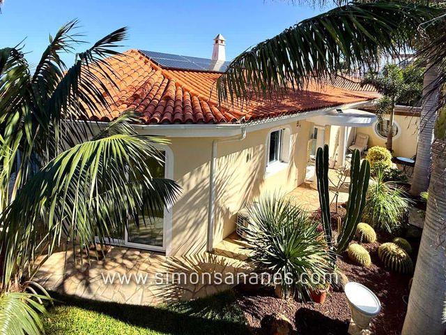 Chalet en venta en Tacoronte, Tenerife