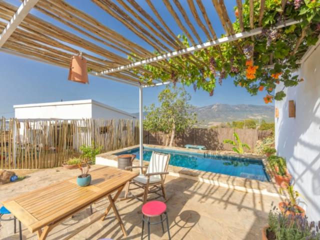 Chalet en venta en Tarifa, Facinas. CHALET EN BETIS. Chalets.