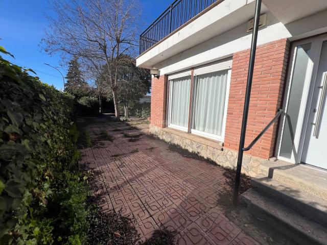 Chalet en venta en Tàrrega. ESPECTACULAR CASA CHALET EN VENTA A TÀRREGA. Chalets.
