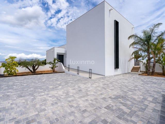 Chalet en venta en Teulada, Alicante Costa Blanca