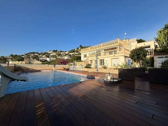 Chalet en venta en Teulada Moraira, Alicante