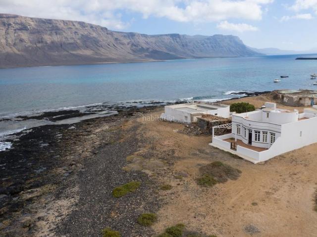 Chalet en venta en Teguise, La Graciosa. Chalets.