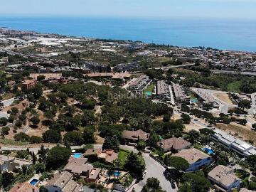 Chalet en venta en Teià. A un minuto de Club de Tennis BarcelonaTeià. Chalets.