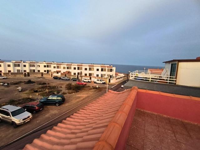 Chalet en venta en Telde, La Garita Marpequeña. CASA UNIFAMILIAR CON VISTA AL MAR Y AZOTEA EN LA GARITA. Chalets.