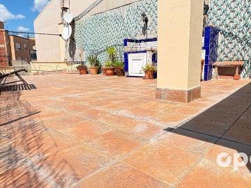 Chalet en venta en Terrassa, Ca n'Aurell. CALLE DE JOSEP TRUETA. Chalets.
