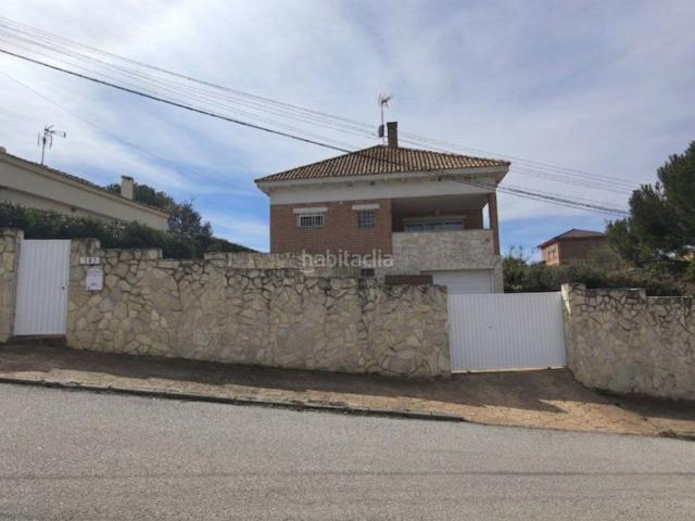 Chalet en venta en Trijueque. Chalet de 234m² con vistas y parcela de 700m² en El Mirador: Buhardilla terminada y el mejor atardecer. Chalets.
