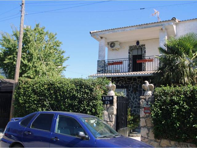 Chalet en venta en Trijueque. Chalet en venta en Trijueque. Chalets.