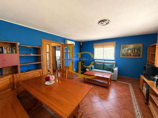 Chalet en venta en Trijueque. CHALET INDEPENDIENTE CON PARCELA EN VENTA EN LA URBANIZACIÓN MIRADOR DEL CID, TRIJUEQUE GUADALAJARA. Chalets.