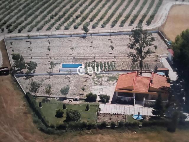 Chalet en venta en Tudela de Duero. Chalet de 4 habitaciones 1 baño parcela 3.000 m en Tudela de Duero. Chalets Tudela de.