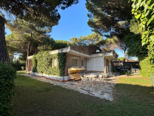 Chalet en venta en Tudela de Duero. Chalets Tudela de.