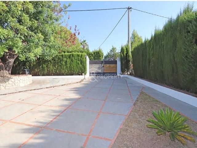 Chalet en venta en Turís, Valencia
